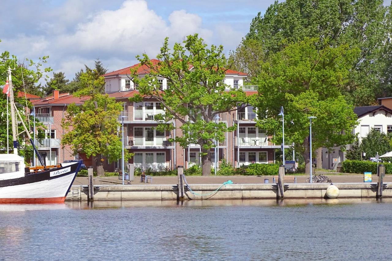 Hafennahe Penthousewohnung Mit Meerblick - Hafenresidenz Lauterbach Fewo 2-7 Zewnętrze zdjęcie